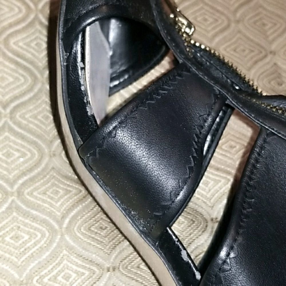Ladies Designer Leather Shoes by Vince Camuto - Picture 11 of 16